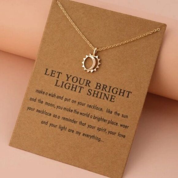 GOLD PLATED SUN AND MOON UNISEX PENDANT NECKLACE WITH INSPIRATIONAL CARD - Picture 2 of 9